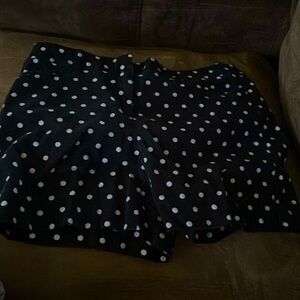 Vintage great condition White House black market comfort shorts offers welcome